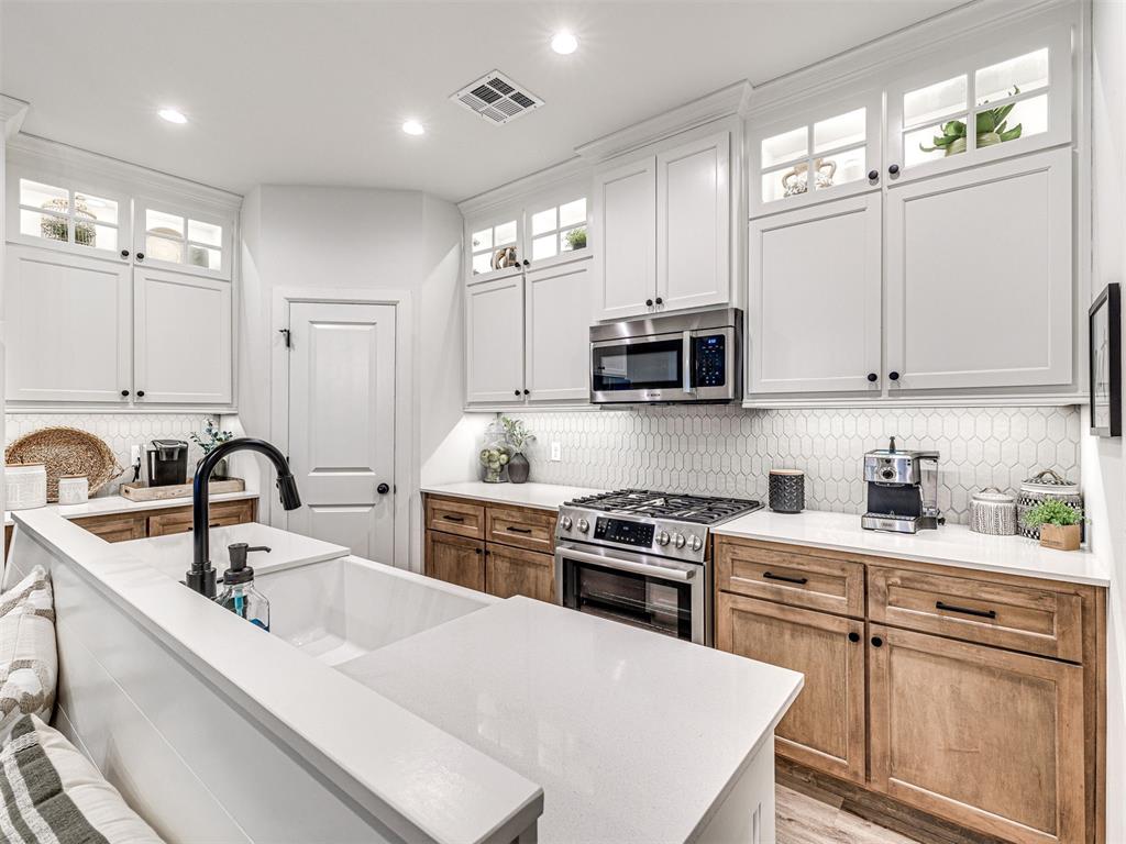 601 Harbor Town Drive