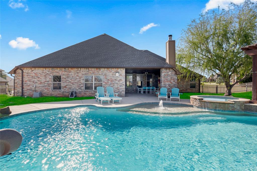 22982 Crossfield Court