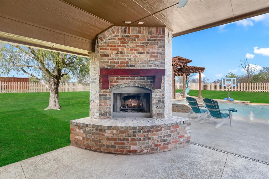 22982 Crossfield Court