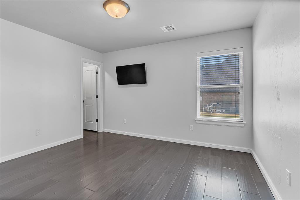 22982 Crossfield Court