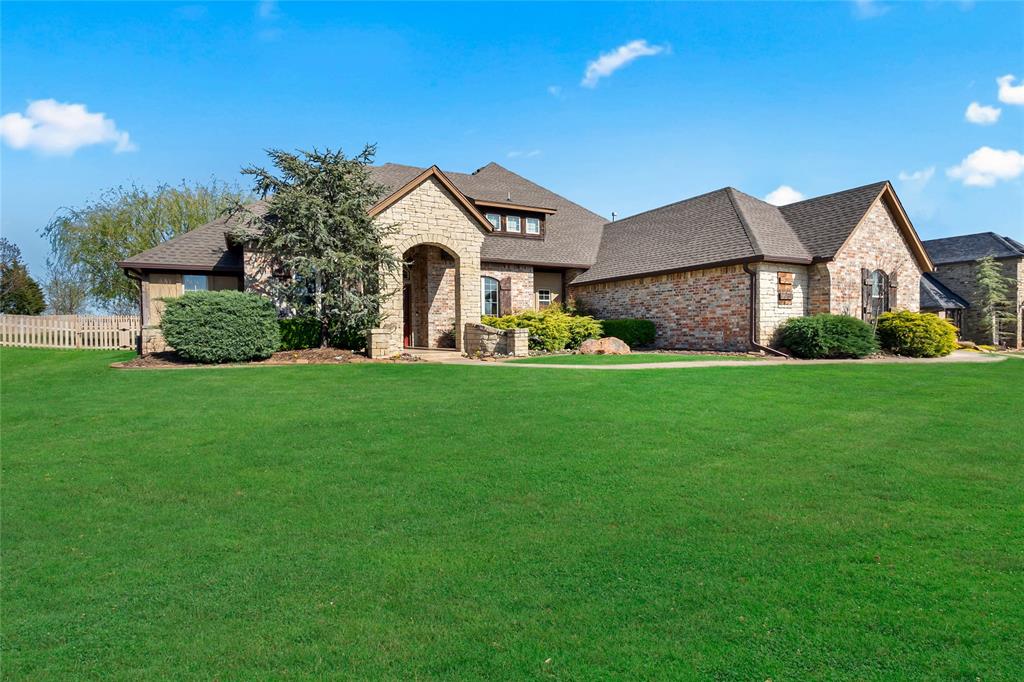 22982 Crossfield Court