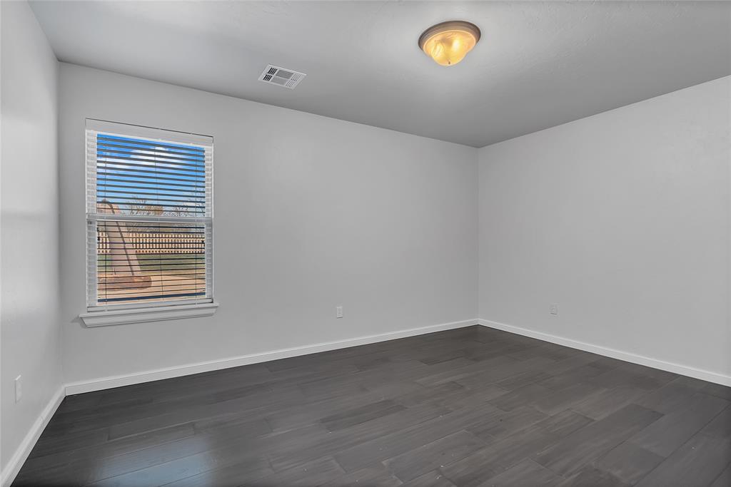 22982 Crossfield Court