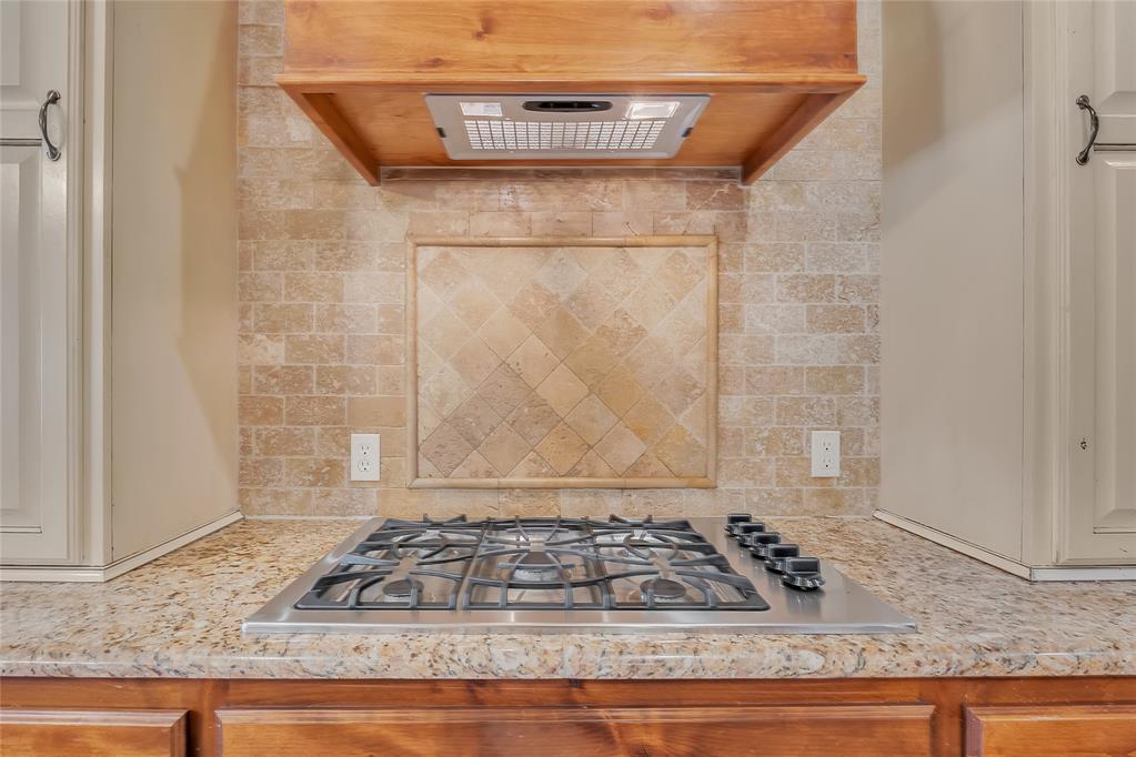 22982 Crossfield Court