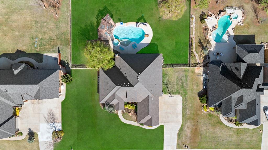 22982 Crossfield Court