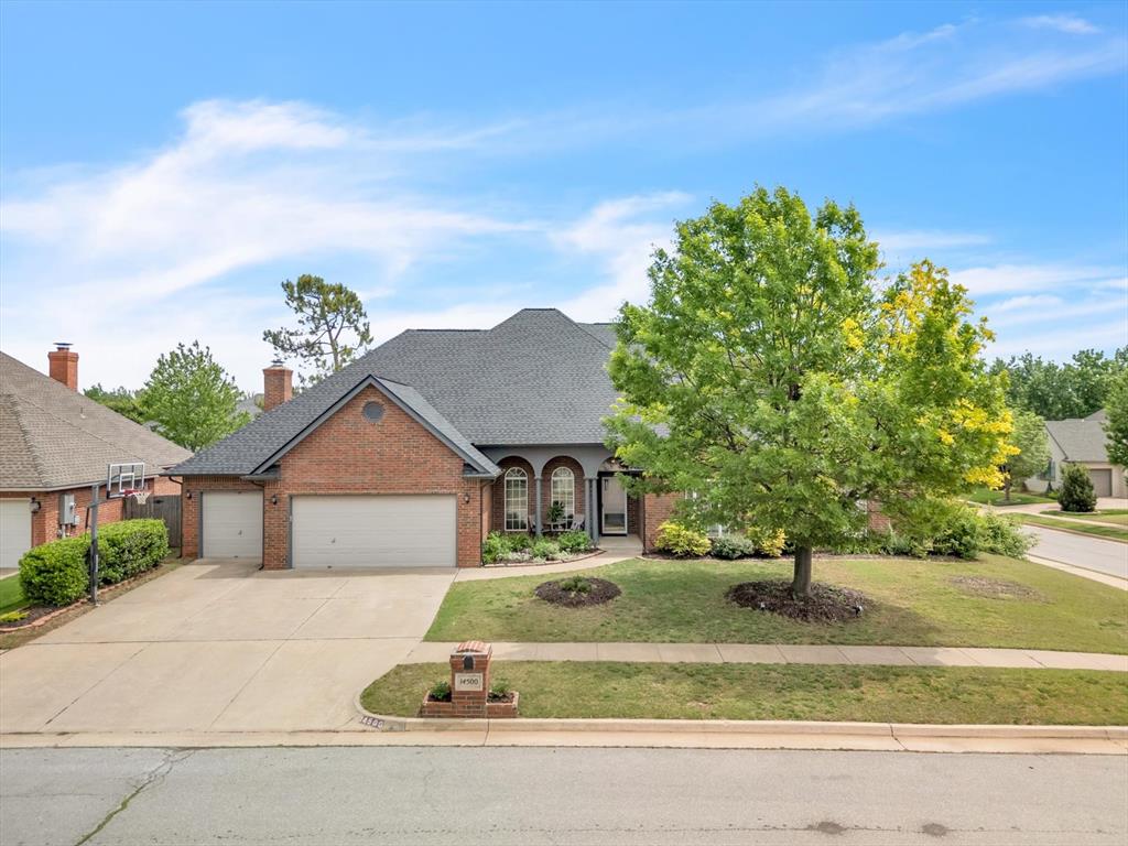 14500 Lisa Lane