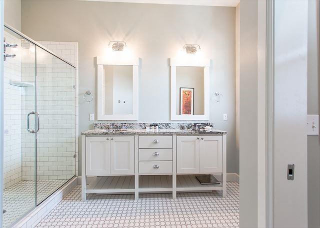 30 Park Street Unit: F