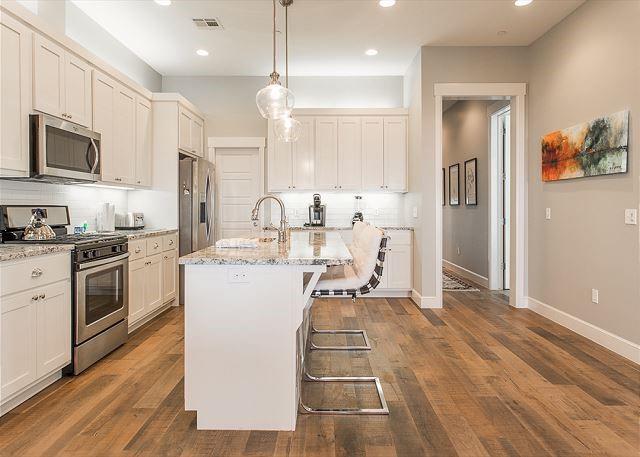 30 Park Street Unit: F