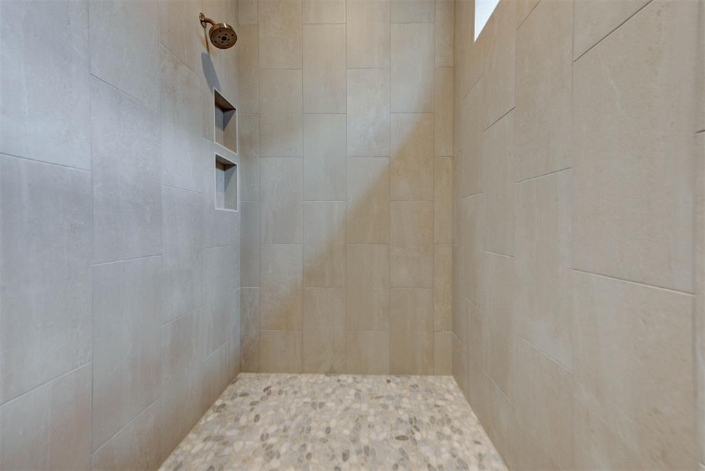 4417 Maple Ridge Drive