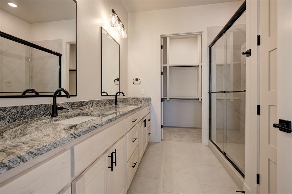 4541 Maple Ridge Drive