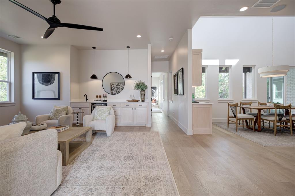 4541 Maple Ridge Drive