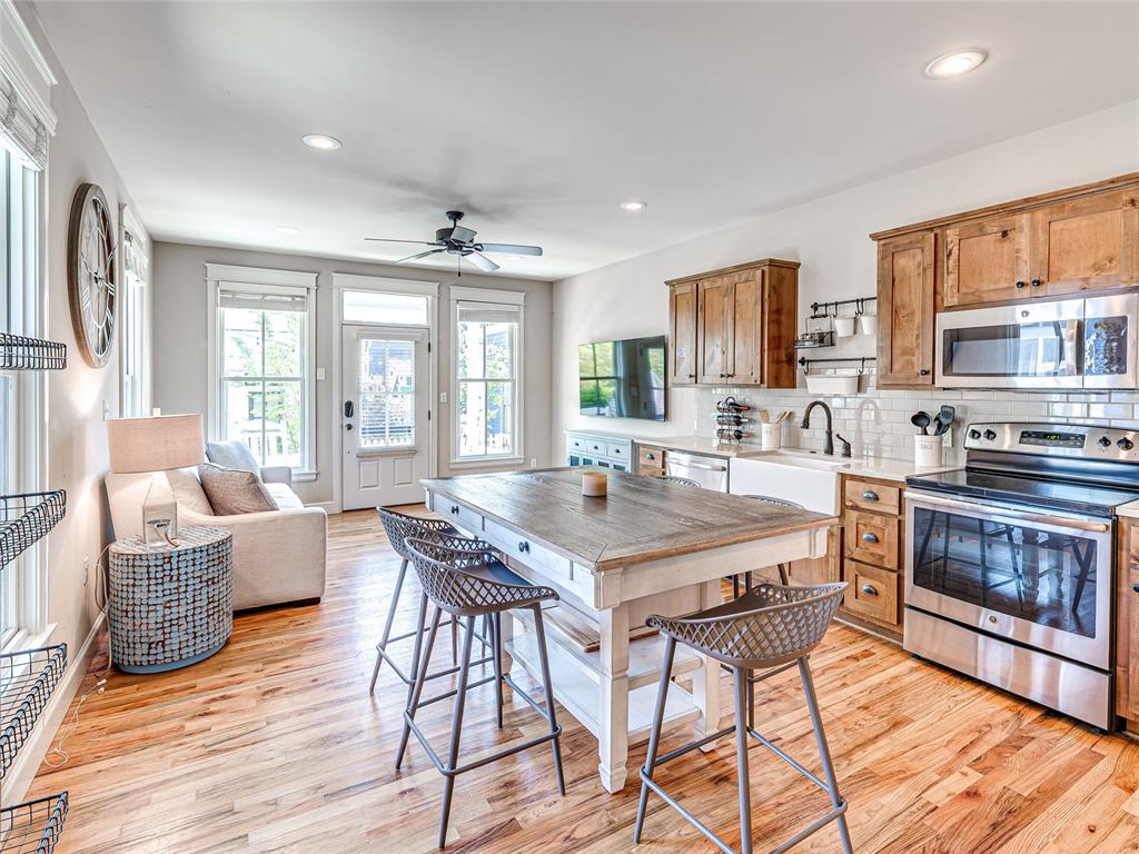 34 Boardwalk Unit: B