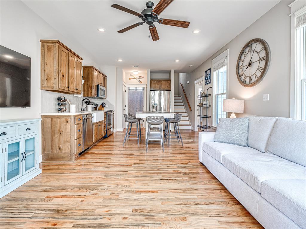 34 Boardwalk Unit: B