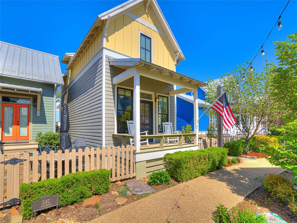 34 Boardwalk Unit: B