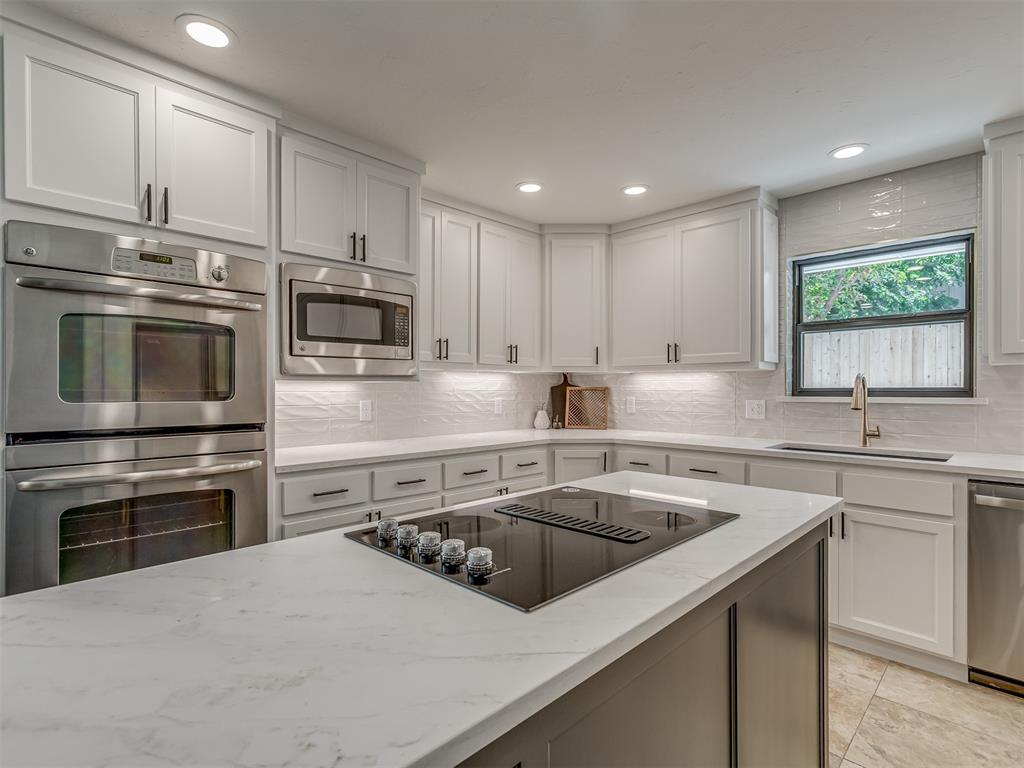 3024 Rock Ridge Place