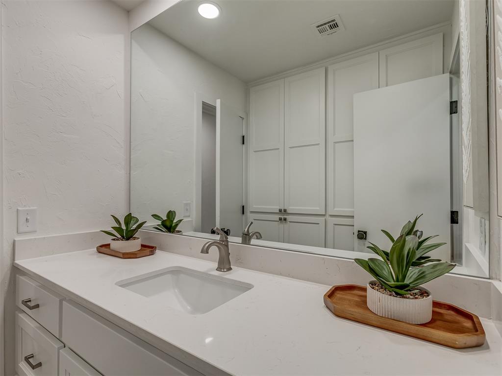 3024 Rock Ridge Place