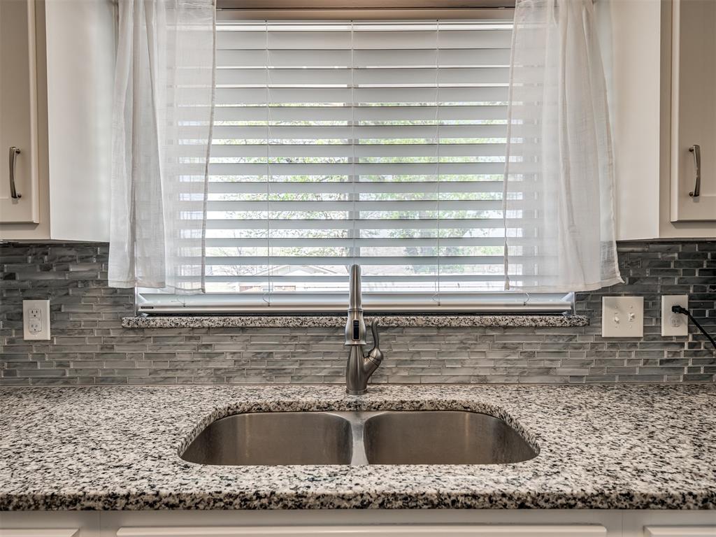 2013 N Draper Avenue