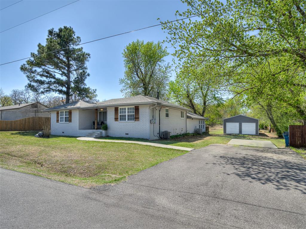 2013 N Draper Avenue