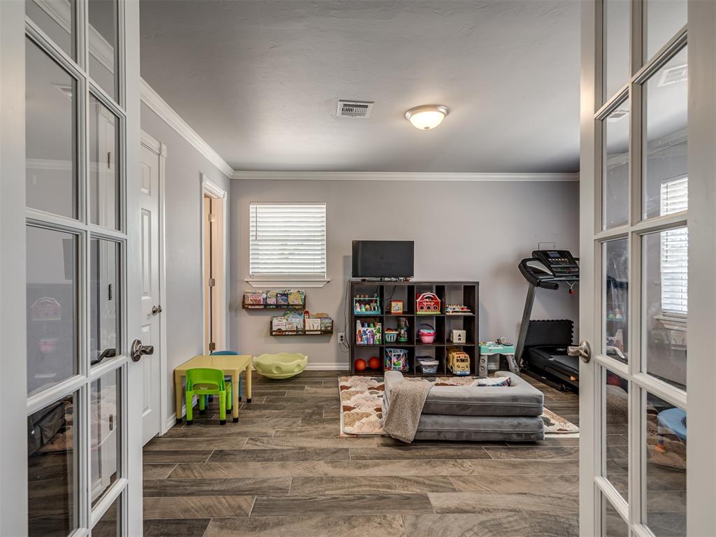 2013 N Draper Avenue