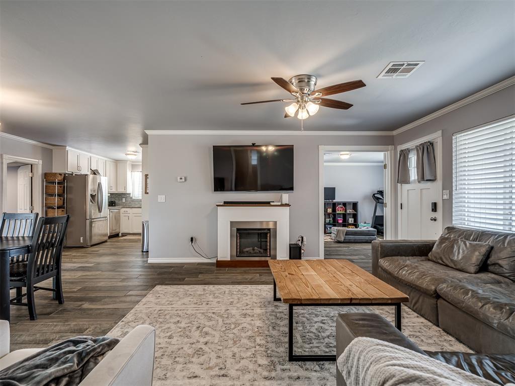 2013 N Draper Avenue