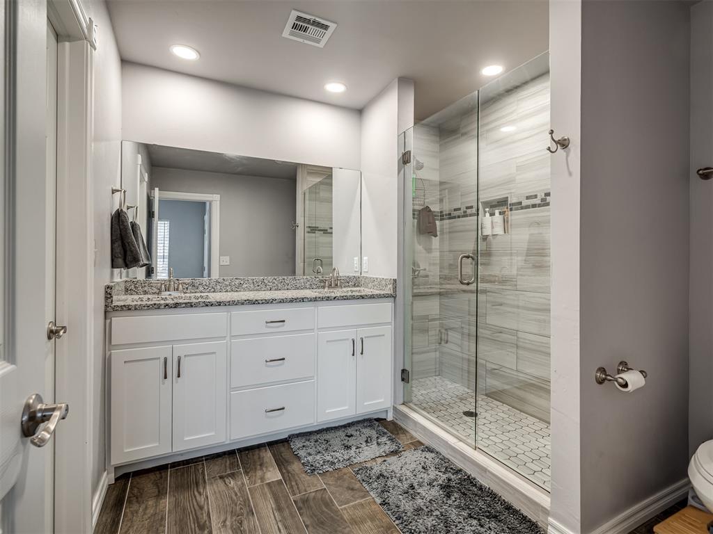 2013 N Draper Avenue