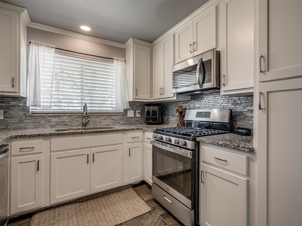 2013 N Draper Avenue