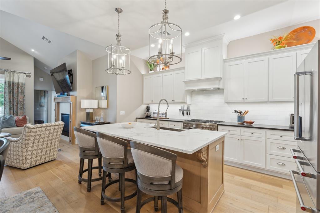 117 Pont De Normandie Court