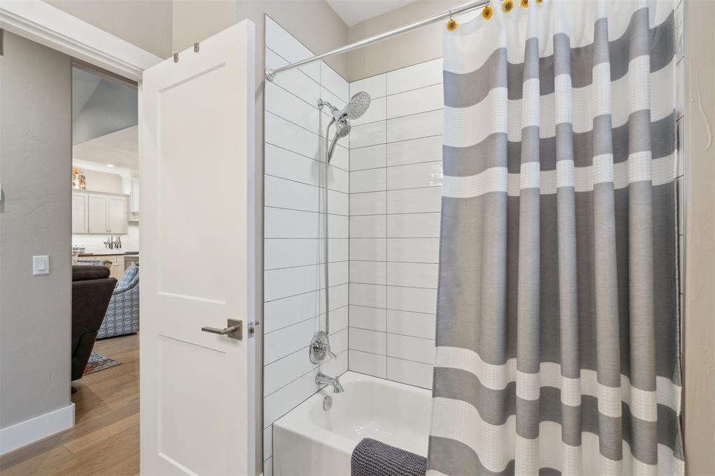 117 Pont De Normandie Court