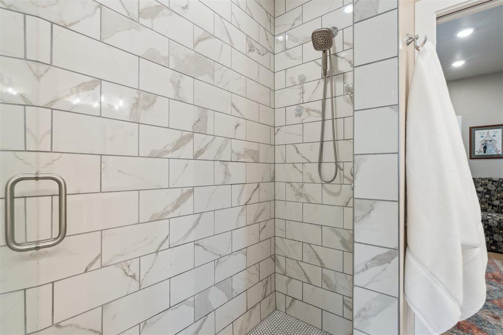 117 Pont De Normandie Court