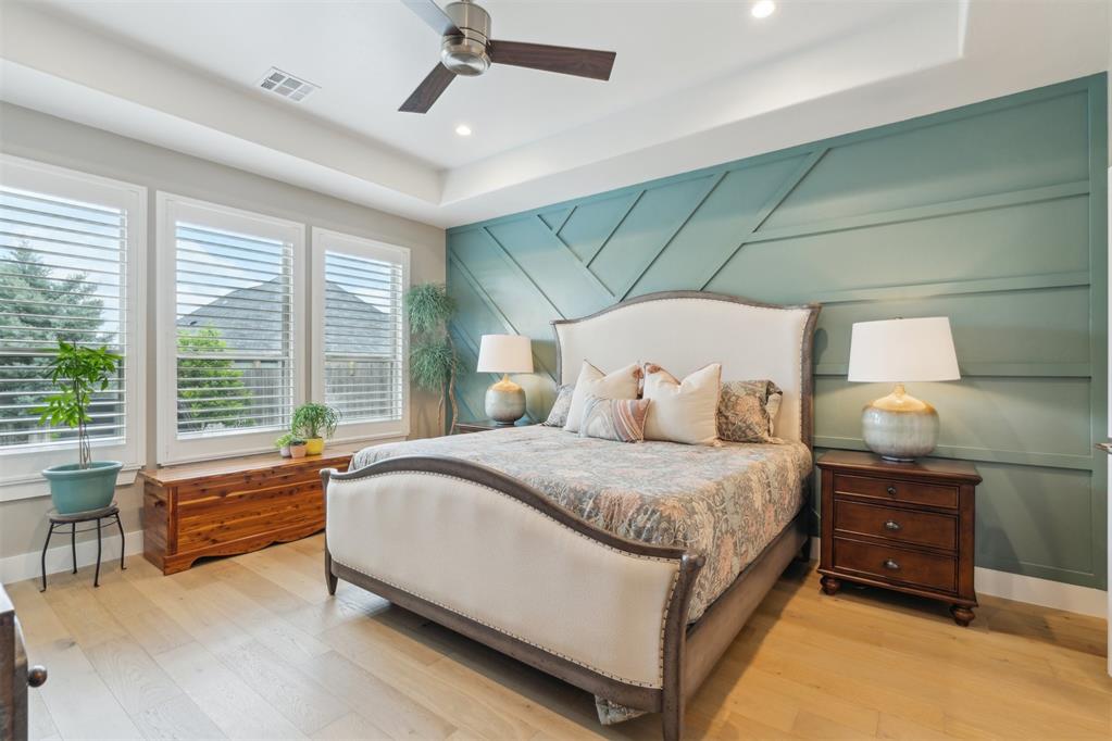 117 Pont De Normandie Court