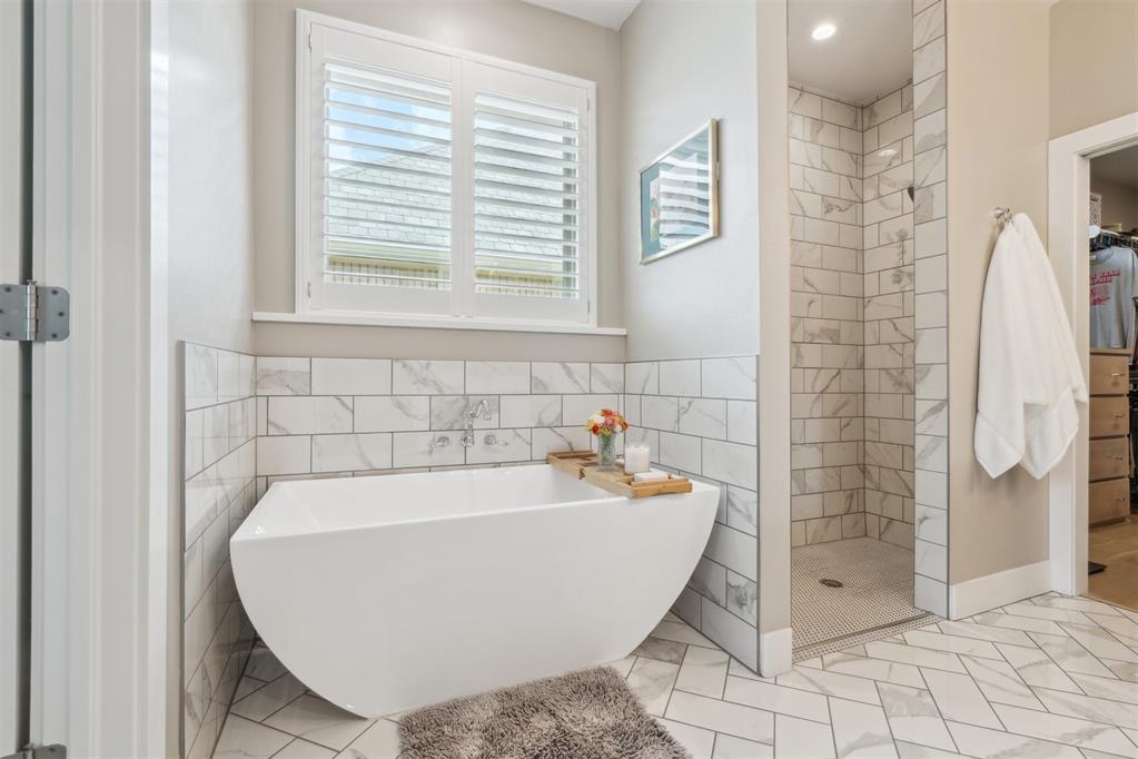 117 Pont De Normandie Court