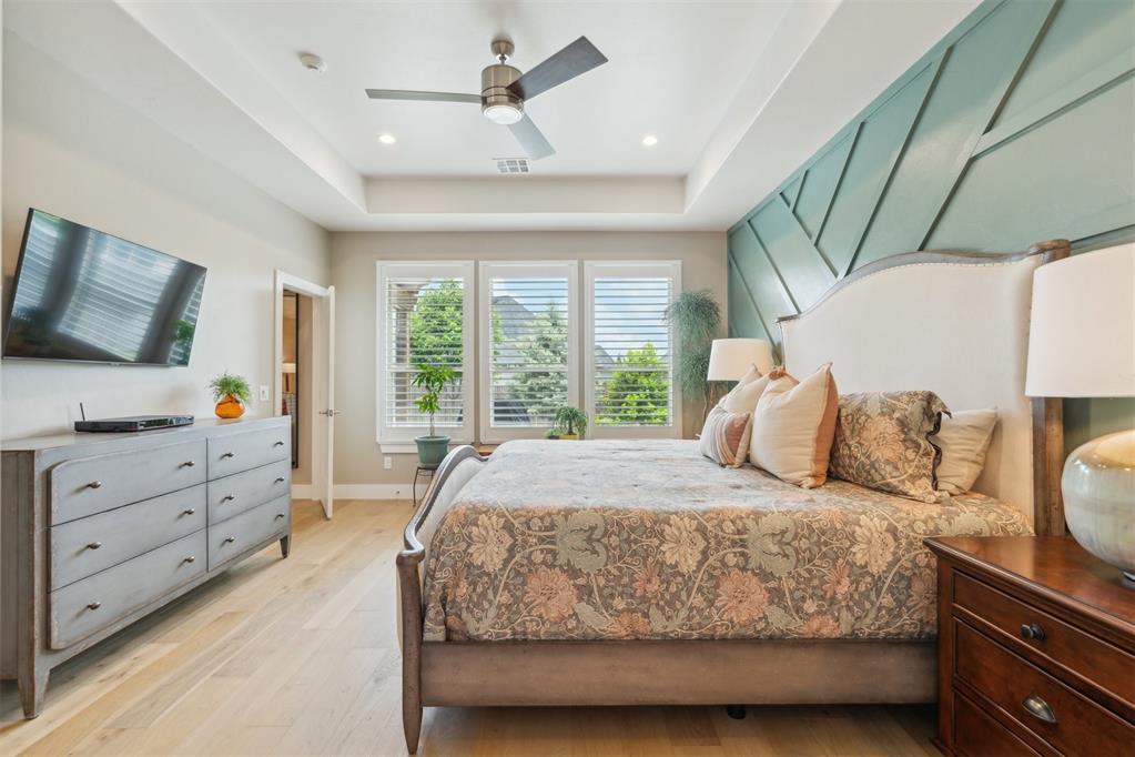 117 Pont De Normandie Court