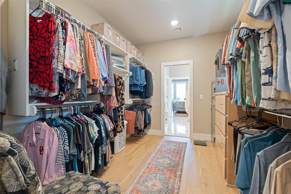 117 Pont De Normandie Court