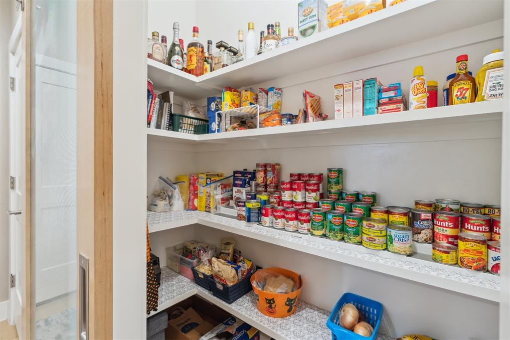 117 Pont De Normandie Court