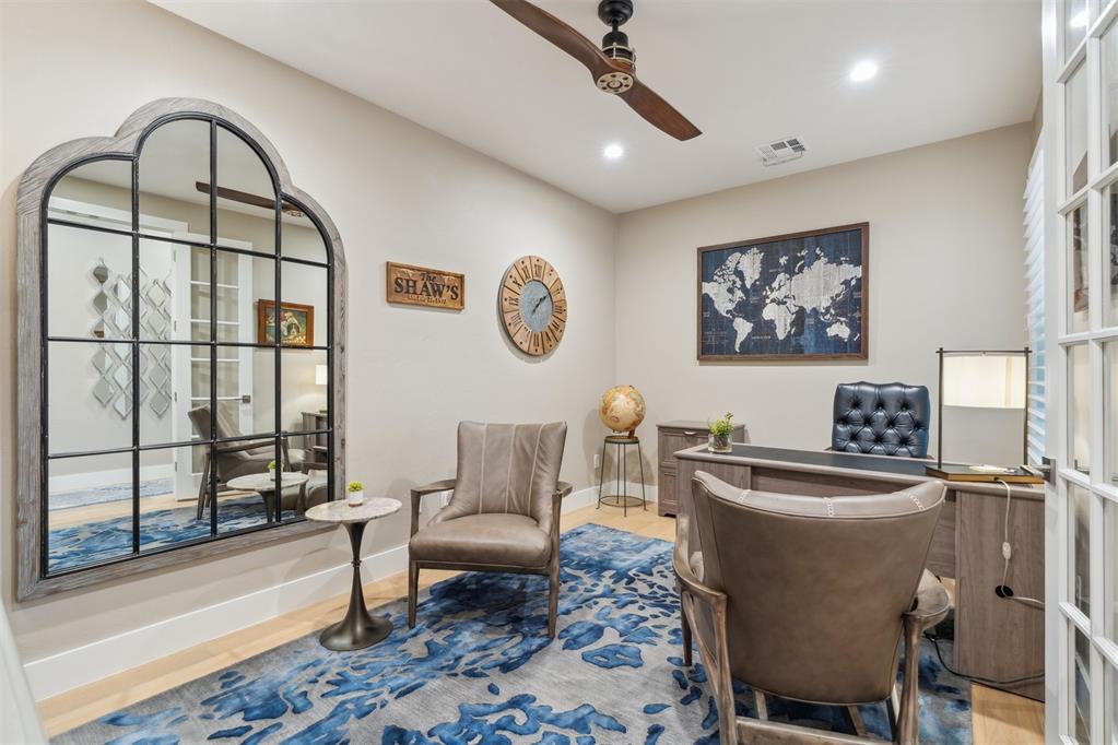 117 Pont De Normandie Court