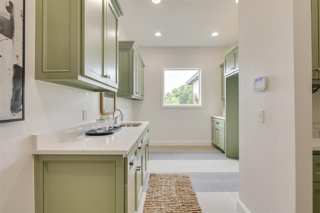6516 NE 97th Street