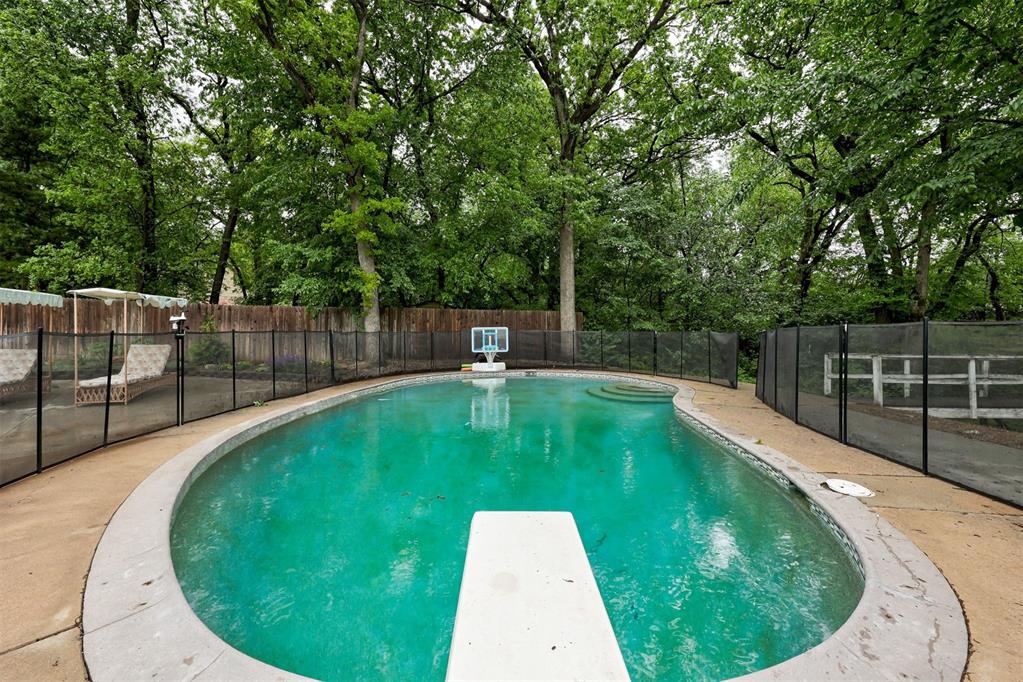 5612 Parkhurst Circle