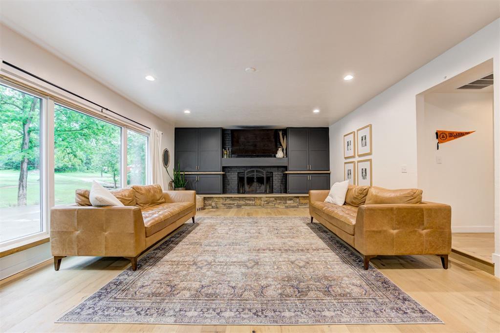 5612 Parkhurst Circle