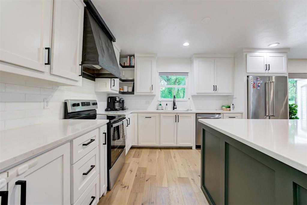 5612 Parkhurst Circle