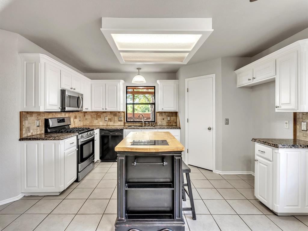 4001 Tori Place