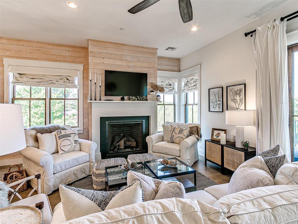 29 Water Street Unit: 10F