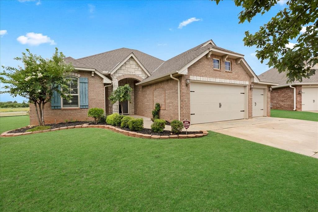 10840 NW 32nd Terrace