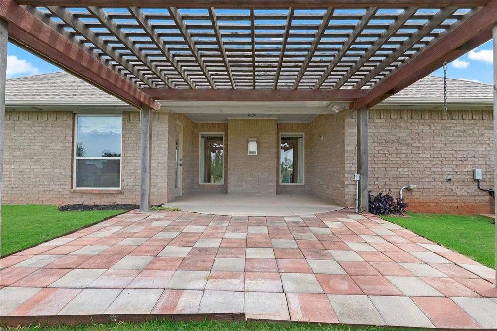 10840 NW 32nd Terrace