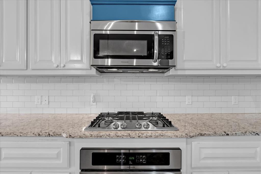 10840 NW 32nd Terrace