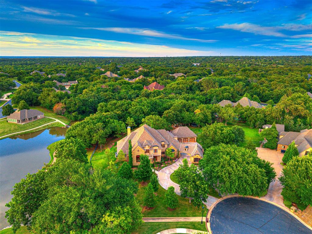 11832 Lorenta Circle