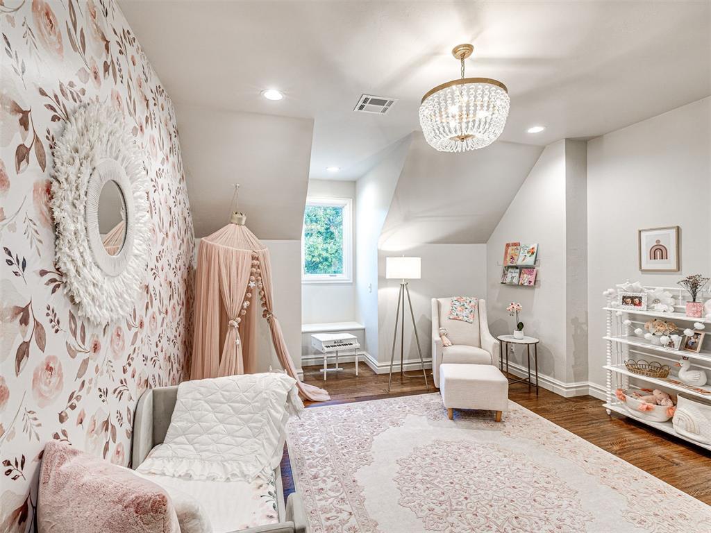 11832 Lorenta Circle