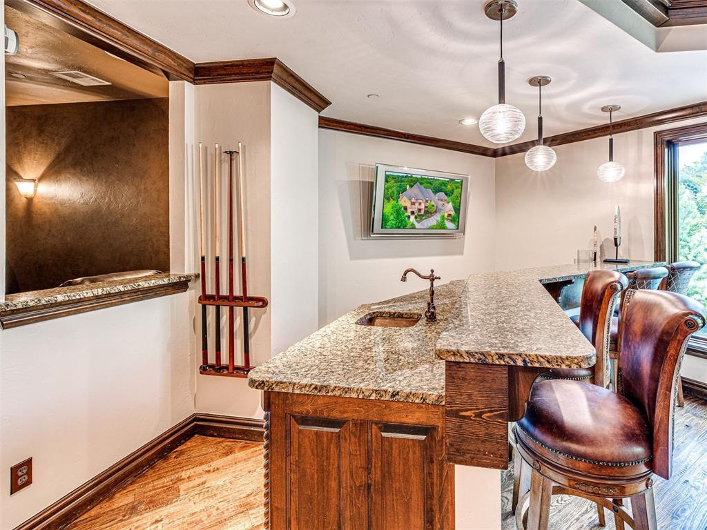 11832 Lorenta Circle