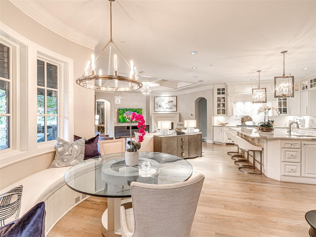 11832 Lorenta Circle