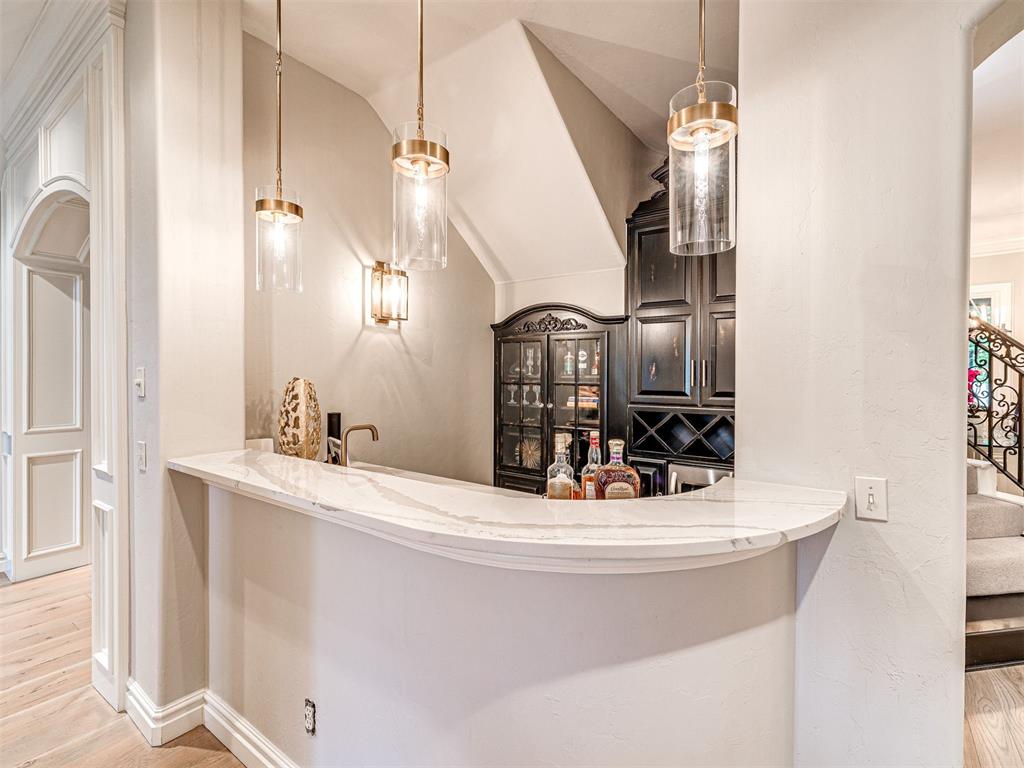 11832 Lorenta Circle