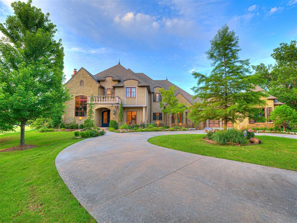 11832 Lorenta Circle