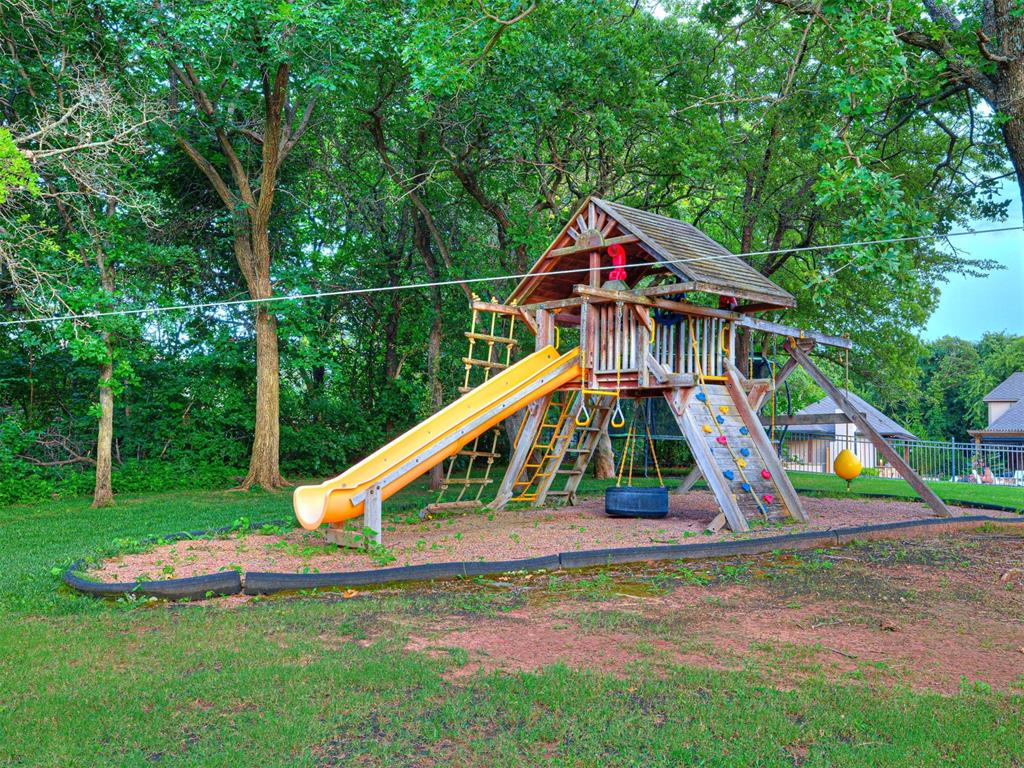 11832 Lorenta Circle